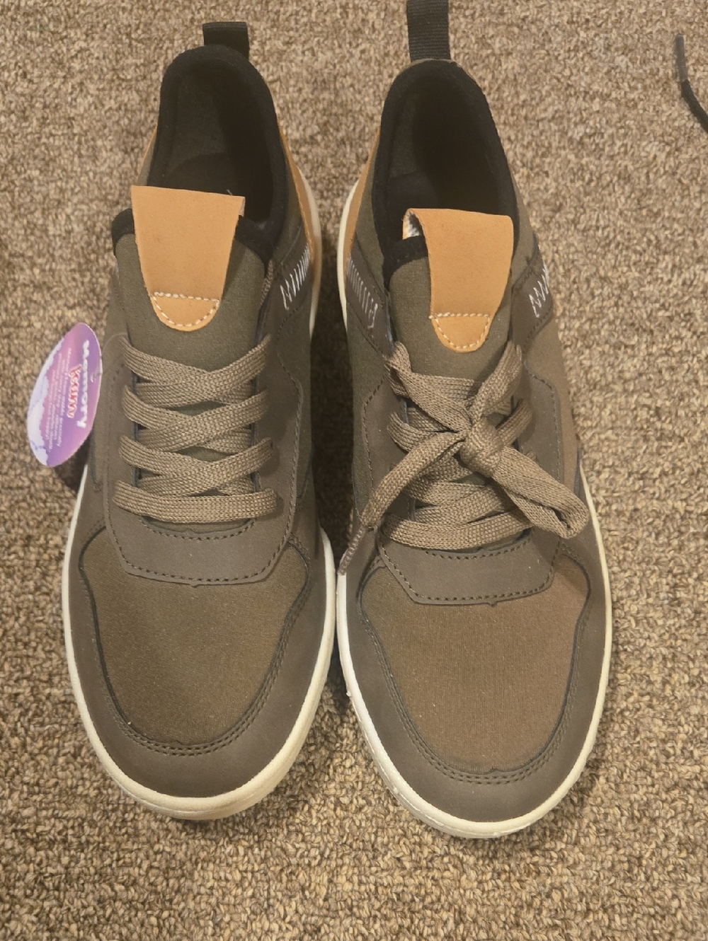 NWT | Size 3 - American Eagle Olive Shoes